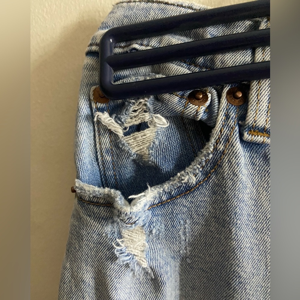 Abercrombie & Fitch Ankle Straight Ultra High Rise Jeans - Picture 5 of 7